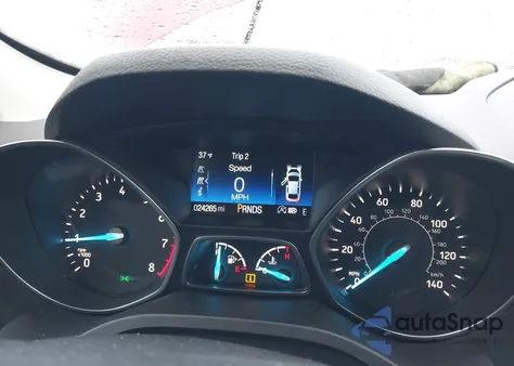 2019 Ford Escape Titanium из США, поврежденный, VIN 1FMCU9J93KUA51373